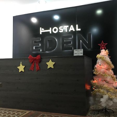Hostal Eden บาร์เซโลนา ภายนอก รูปภาพ