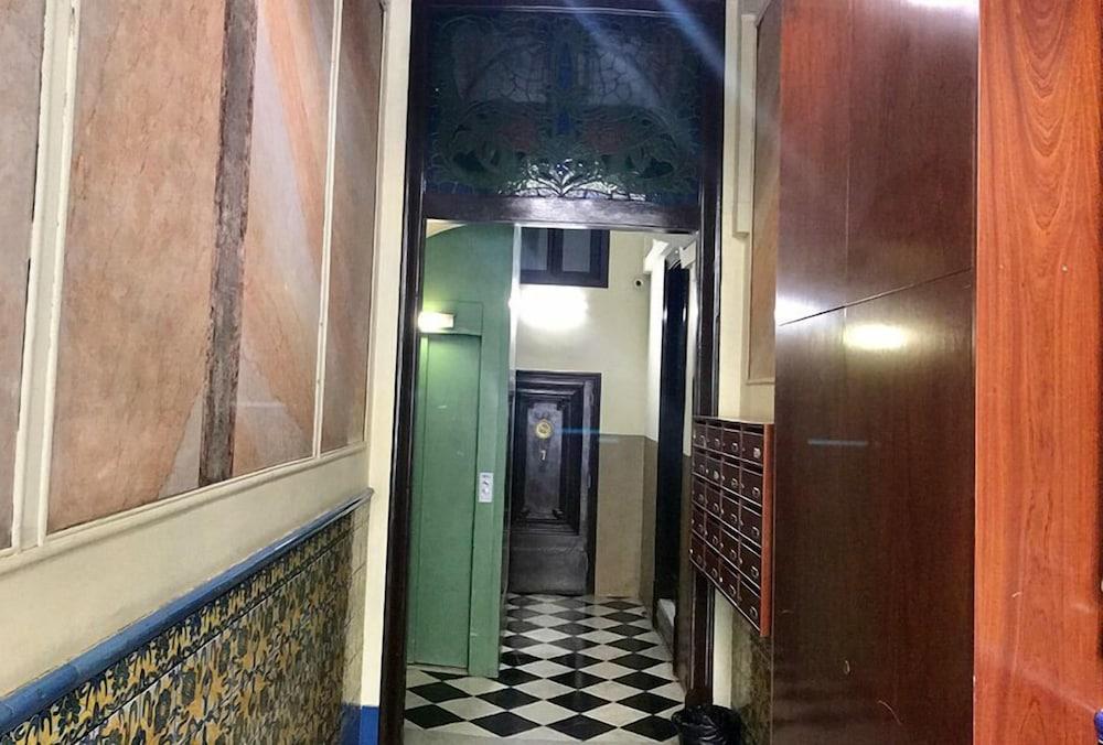 Hostal Eden บาร์เซโลนา ภายนอก รูปภาพ