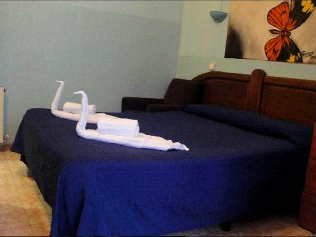 Hostal Eden บาร์เซโลนา ภายนอก รูปภาพ